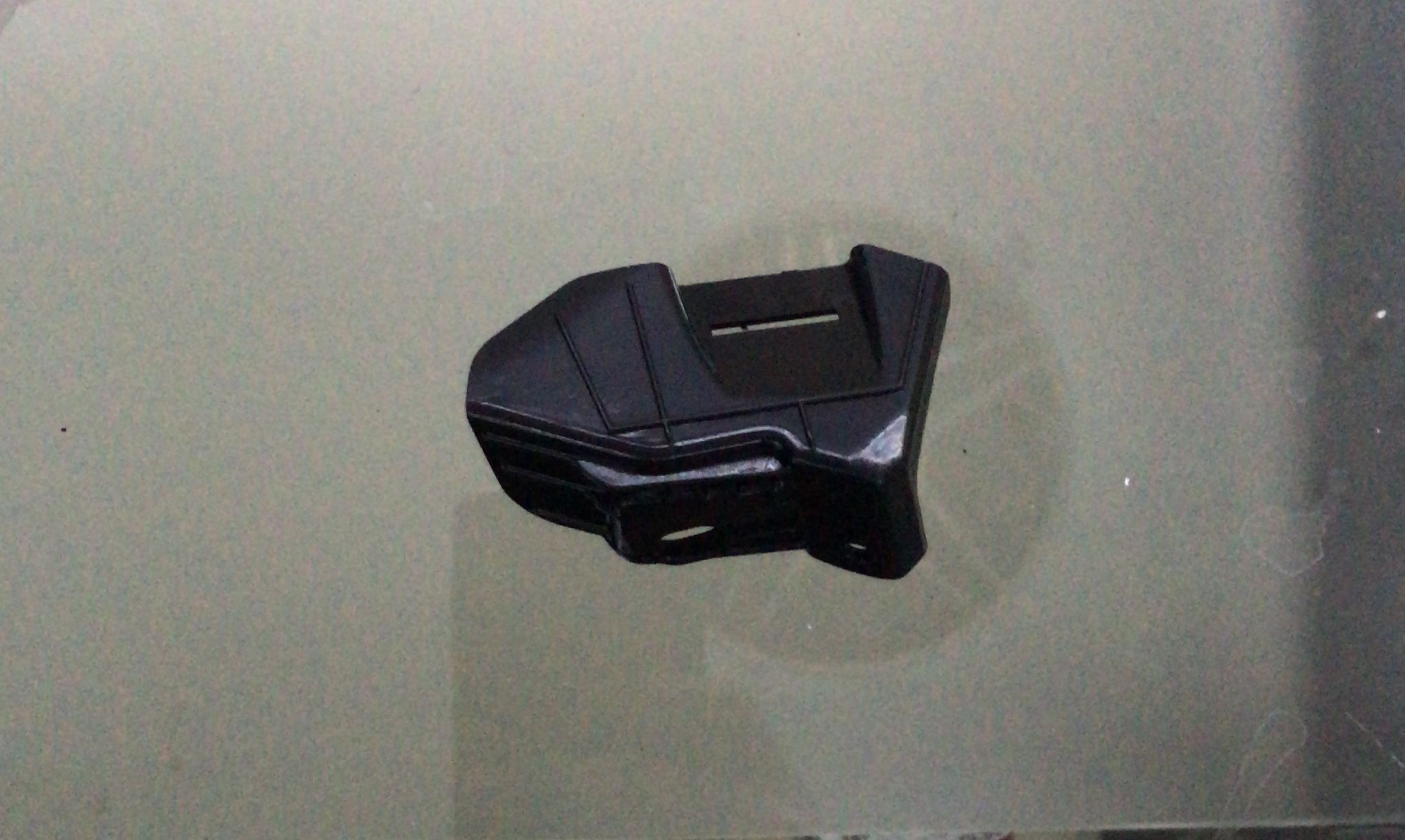 Kia Sportage (10-16) Ön Tampon Sağ Braketi